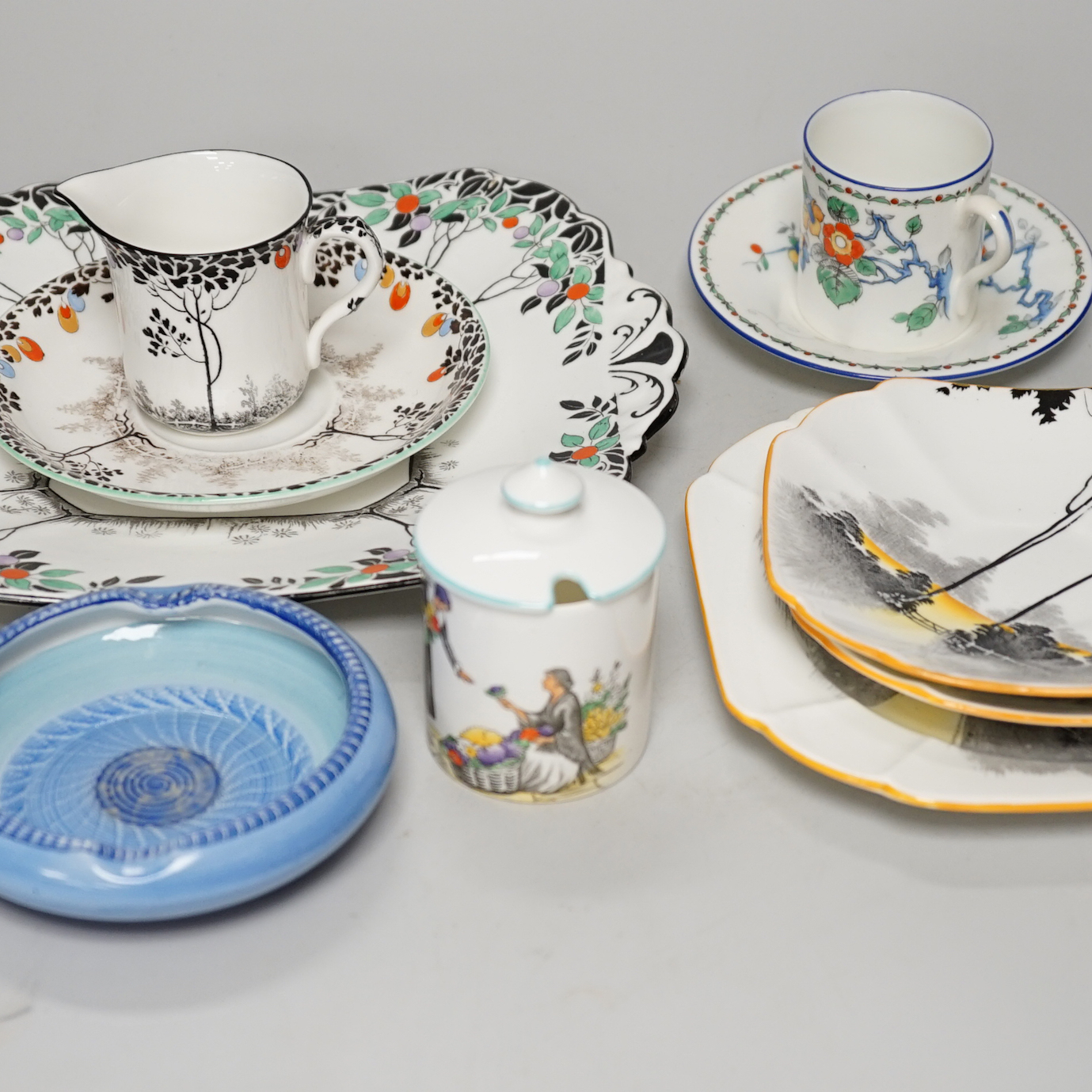 A group of mixed Shelley Art Deco teawares